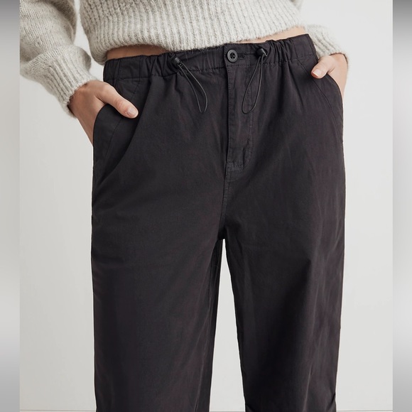 Madewell Cargo Parachute Pants in Garment-Dyed Poplin - Picture 6 of 7